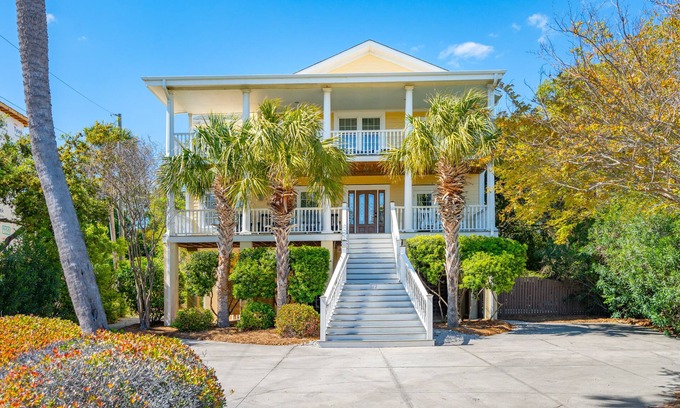Folly Beach House | Southern Charm! 7 Bedrooms, Private Pool, & Ocean Views!