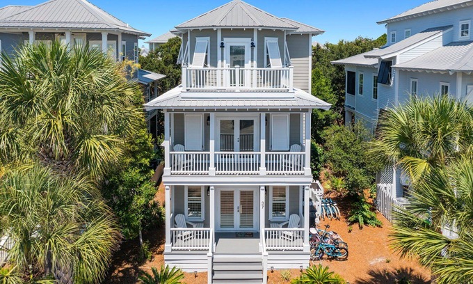 Seacrest Beach House | Southern Charm - Luxury Vacation Rental Near the Beach with Community Pool & Amenities