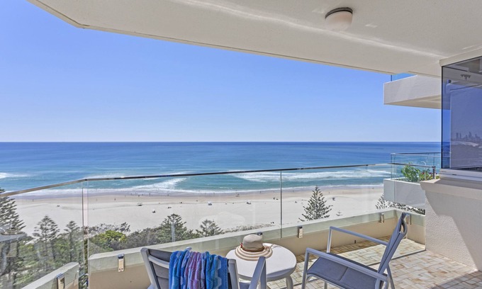 Burleigh Heads Apartment | Southern Cross Beachfront Holiday Apartments