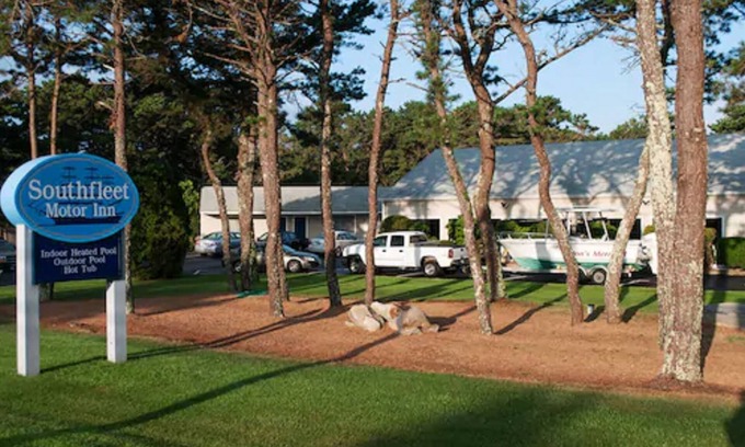 Wellfleet Hotel | Southfleet Motor Inn