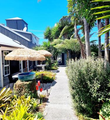 Whangamata Hotel | Southpacific Motel