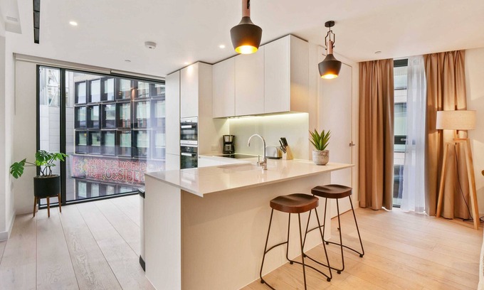 Cathedrals Apartment | Southwark Residences by Aeria Apartments