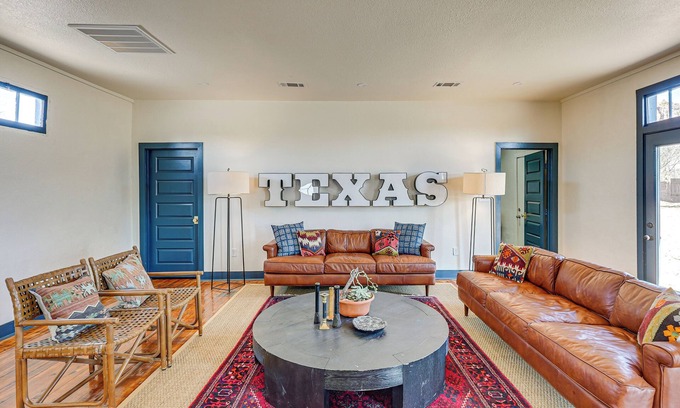 Fort Davis Apartment | Southwest Escape in Fort Davis: Walk to Dining!