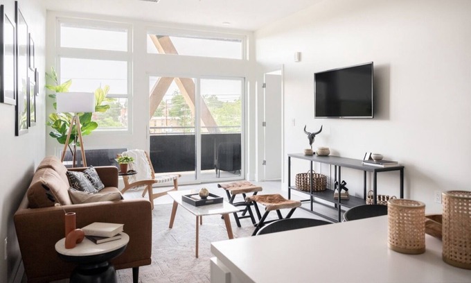 Highland Condo | Southwest Sanctuary in the City | Espadín LoHi