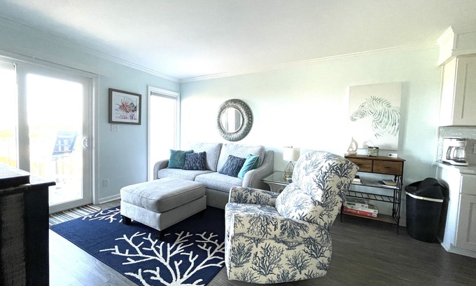 Morehead City Condo | Southwinds by the Sea- Oceanfront, Steps From the Beach, , Great Amenities!
