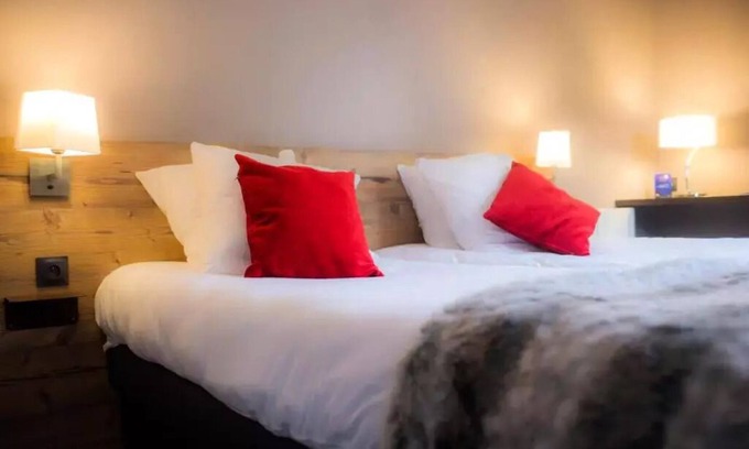 Valfrejus Apartment | SOWELL Family Valfréjus* - Family Quadruple Room