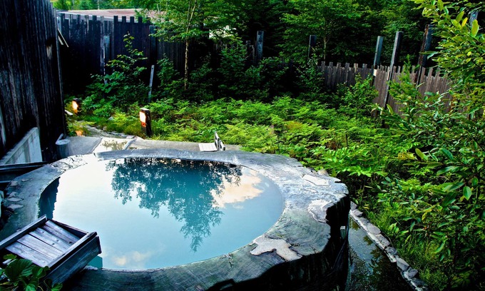 Takayama Cabin | Spa Lodge Redwood Inn