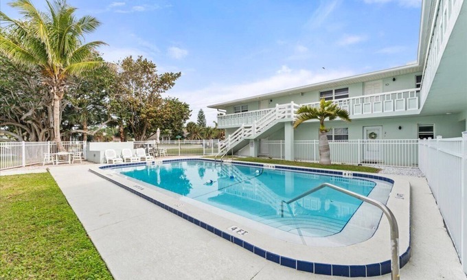 Ocean Woods Condo | Space Coast Escape: Pet-Friendly Beach Condo w/Pool & Rocket Launch Views!