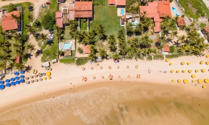 Santo Agostinho House | Space for weddings and events with a house on the sand at Enseada dos Corais beach