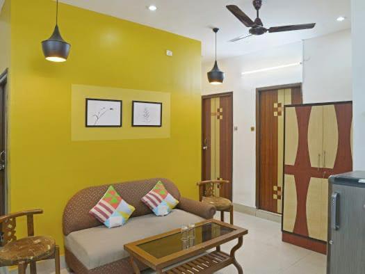 Kolkata Bed & Breakfast | Space Home Stay