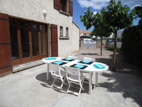 Marseillan Plage House | Spacieuse maison 4 pièces, 8 couchages, terrasse, parking privé, proche Marseillan plages - FR-1-326-420