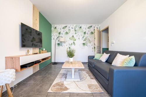 Woippy Apartment | Spacieux - 4 pers' - Balcon - 2 lits - Parking