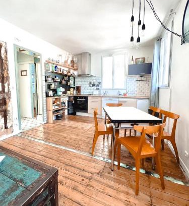 Quartier des Grandes-Carrieres Apartment | Spacieux apparemment 2 grand lit reparti dans 2 chambres
