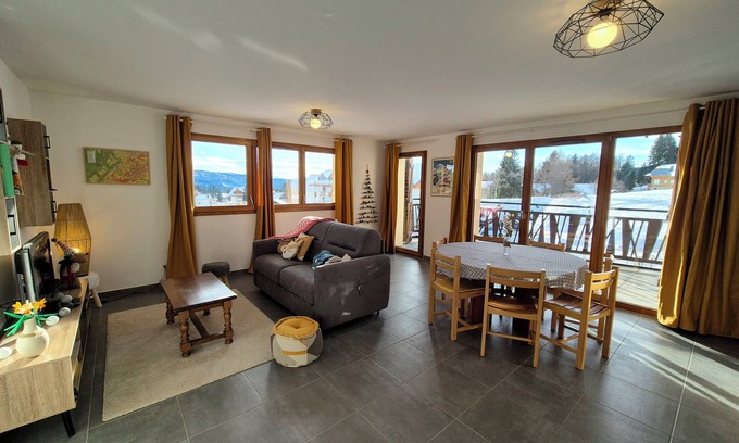 La Feclaz Apartment | Spacieux appartement au pied des pistes