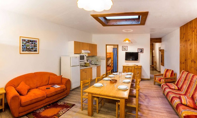 Saint-Michel-de-Chaillol Apartment | Spacious 10-Person Apartment Near Slopes with Free WiFi, Pet-Friendly, and Optional Services