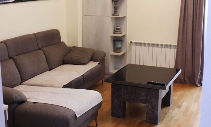 Avlabari Apartment | Spacious 1-bedroom apartment in wonderful the center of Tbilisi with WiFi, AC