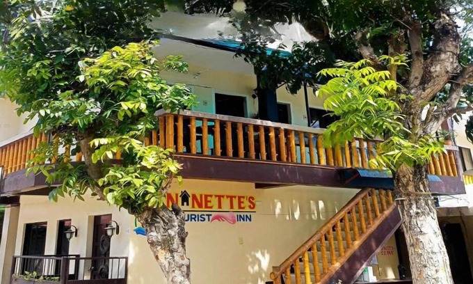 Santa Fe Apartment | Spacious 1-bedroom apartment in Santa Fe with AC - Nanette's Tourist Inn