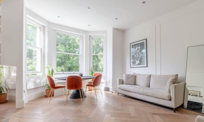 Belsize Apartment | Spacious 1 Bedroom Apartment Near Primrose Hill