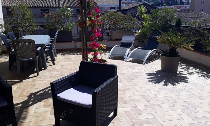 Vallauris Apartment | Spacious 100m² 4-room air-conditioned apartment with 50m² terrace