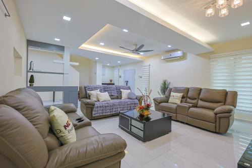 Ampang Villa | Spacious 12 pax Landed Homestay By NexxField