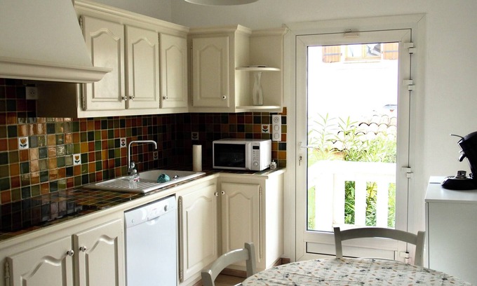Sud Apartment | Spacious 120 m2 near downtown