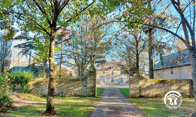Ruille-Froid-Fonds Cottage | Spacious 18th-Century Country House with Garden, Terrace, and Family Amenities