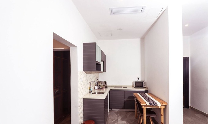 Mwananyamala Apartment | Spacious 1BR serviced apartment with wifi