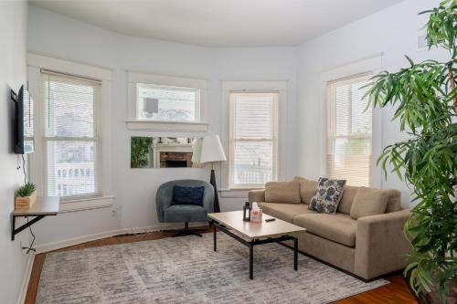 Midtown Apartment | Spacious 2 Bed Apt in Atlanta near Piedmont Park