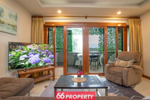 Wat Ket Apartment | Spacious 2 Bedroom Apartment near Train Station - 10 Min to Old City
