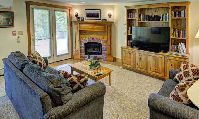 North Troy Condo | Spacious 2-BR Ski-in, Ski-out Jay Peak Village Condo, right on trail. A/C incl!