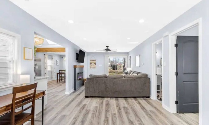 Montrose House | Spacious 2 BR with Fireplace and Private Backyard