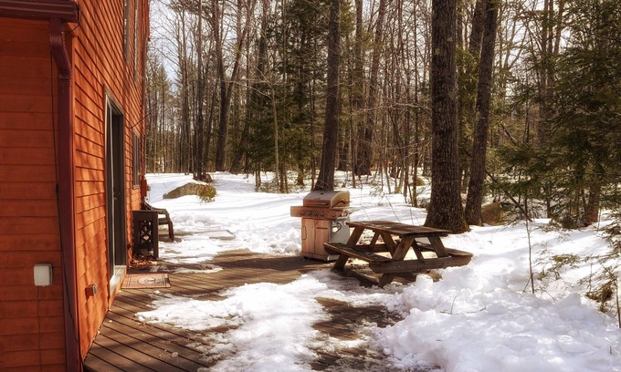 Birch Hill House | Spacious 2-story home, sleeps 12. Minutes from downtown North Conway