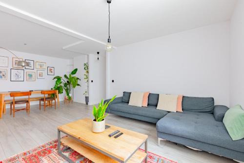 Canary Wharf Apartment | Spacious 2BD Flat By Docklands Canary Wharf