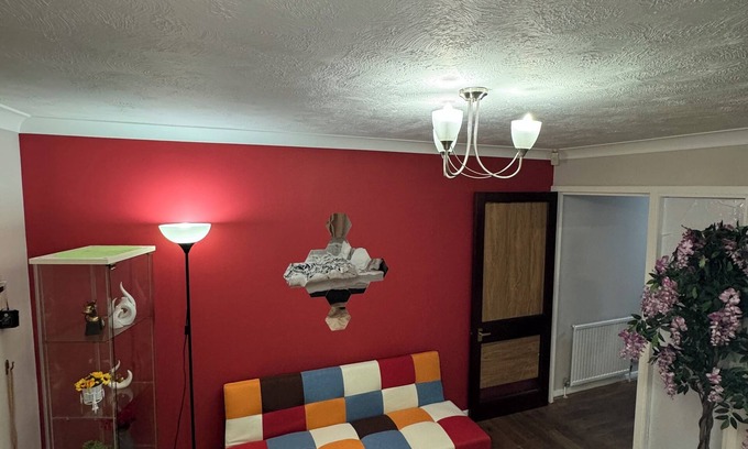 Fairfield Apartment | Spacious 2bed flat in East Croydon, perfect for families, groups/bis travelers.