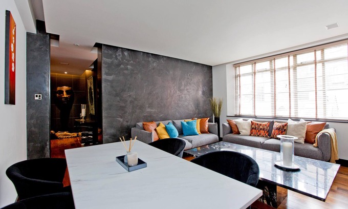 Knightsbridge Apartment | Spacious 2Bed on Sloane Street near Harrods