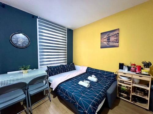 Shacklewell Apartment | Spacious 2Beds Flat in London