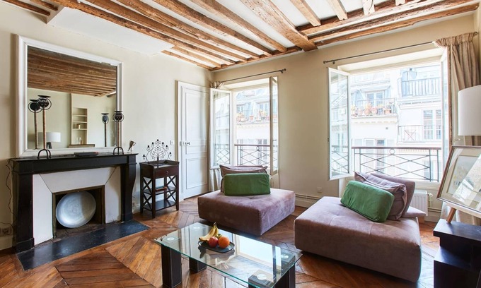 Chaussee-d'Antin Apartment | Spacious 2BR between Place Vendome and Madeleine
