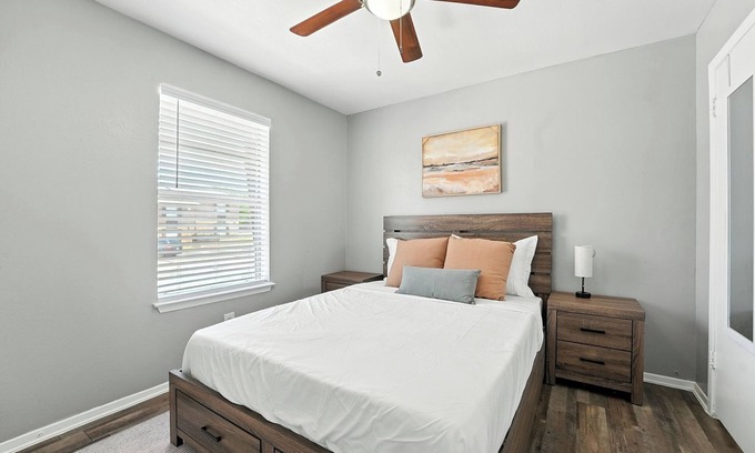 Southridge Apartment | Spacious 2BR Furnished Apartment I Pool