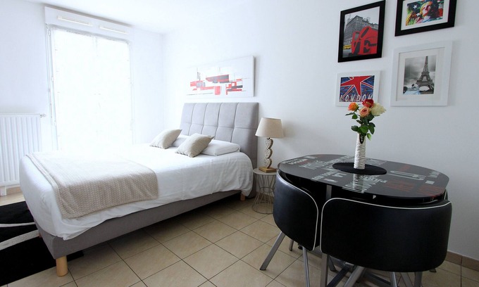 Serris Apartment | Spacious 2pax apartment Val d'Europe/Disneyland 10mn (TRIANONS 1)