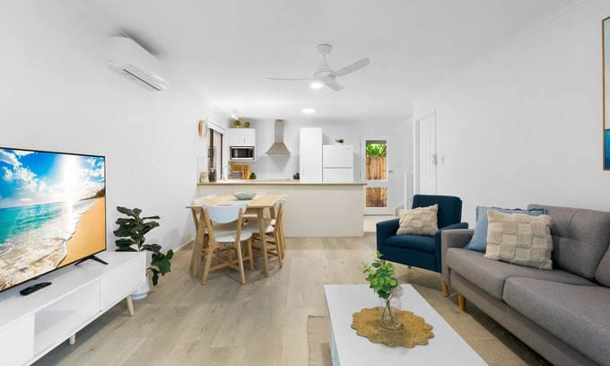 Miami House | Spacious 3-Bed Home with BBQ, 5-Min to Miami Beach
