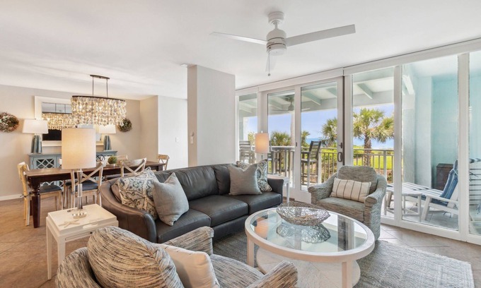 Fernandina Beach Condo | Spacious 3 Bed/3.5 Bath Shipwatch Villa with Ocean Views