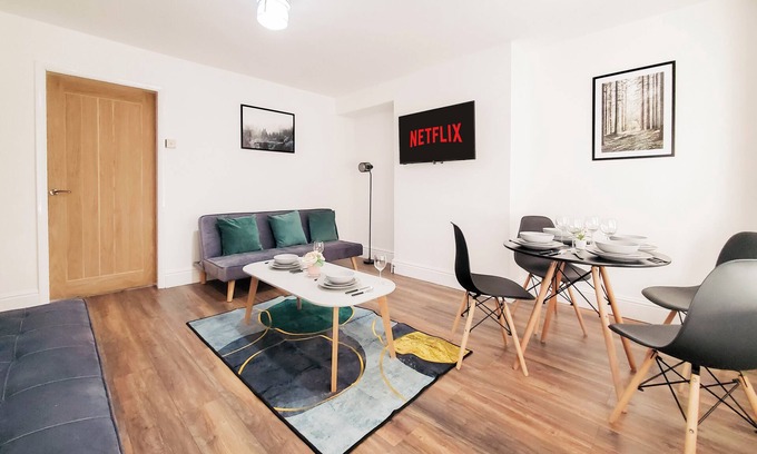 Acocks Green House | ✪Spacious 3 Bedroom Home✪- Near Nec, Bullring & BHX (Airport)