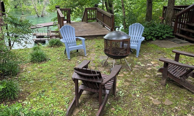 Wilburn House | Spacious 3 Bedroom House with Guest House, Large Outdoor Space & Private Dock