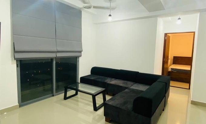 Borella Apartment | Spacious 3-bedroom apartment with WiFi, AC in charming Colombo