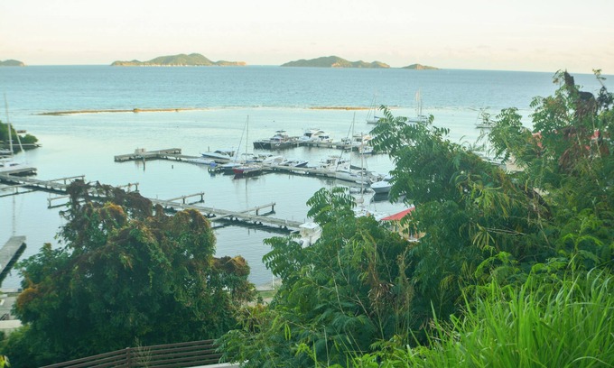 Parham Town Apartment | Spacious 3-bedroom apartment with WiFi, AC in tranquil Tortola