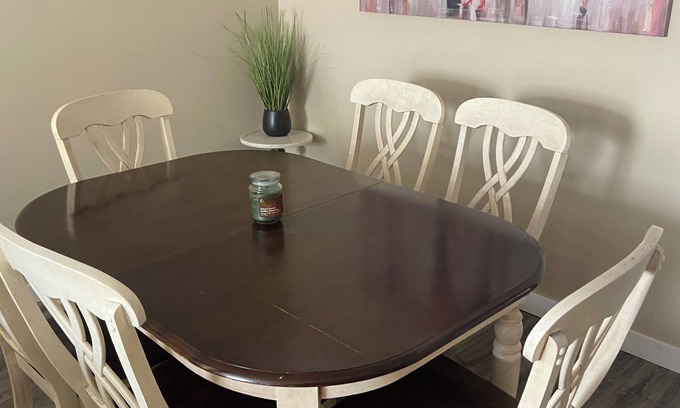 Sarnia House | Spacious 3 Bedroom