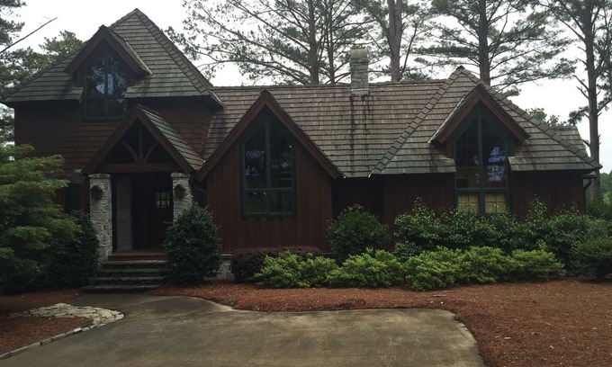Lake Oconee Cottage | Spacious 3 Bedroom Golf Cottage On #18 Fairway at Cuscowilla Golf Club