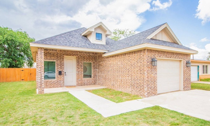 Lubbock House | Spacious 3-bedroom house in Central Lubbock