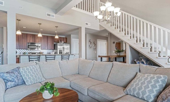 Grand Haven Condo | Spacious 3 BR 2 Bath Loft Condo in Grand Landing