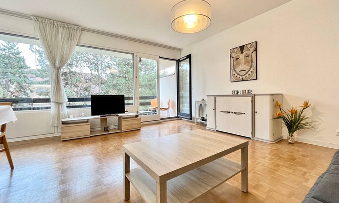 Annecy Apartment | Spacious 3-room apartment near Annecy center, balcony and parking